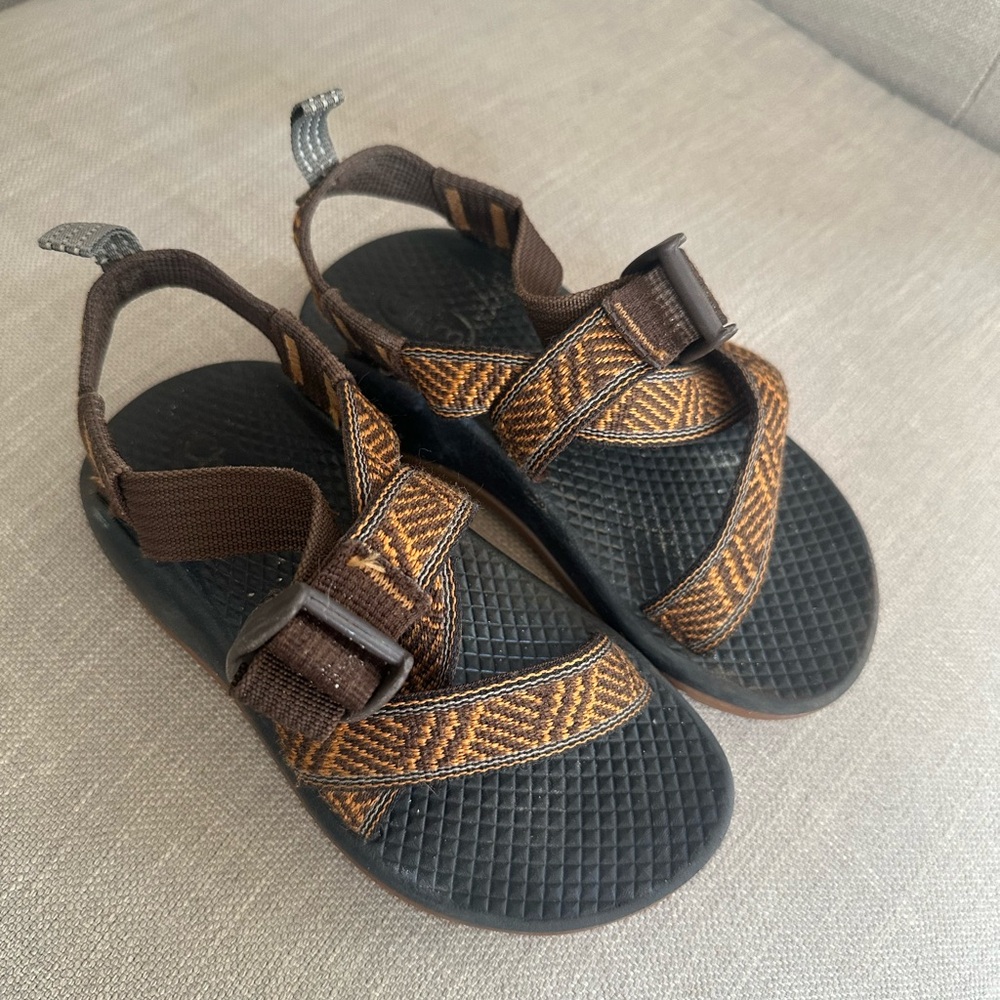 Chaco Kids Sandals Sz 10